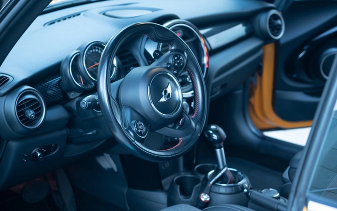 MINI Cooper S cena 69999 przebieg: 100000, rok produkcji 2014 z Wrocław małe 137
